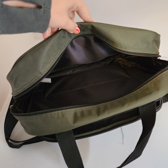 Skyway Green Travel Carry On Shoulder Tote Bag Luggage Laptop Business Office - Picture 7 of 11